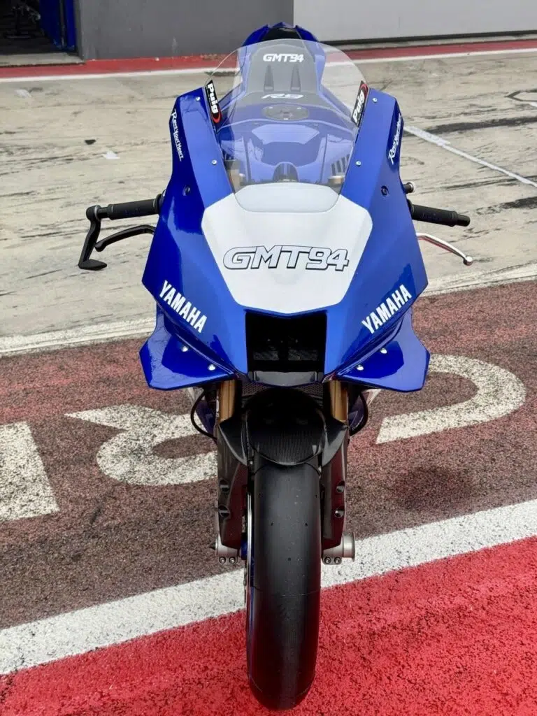 Yamaha R9 GMT94
