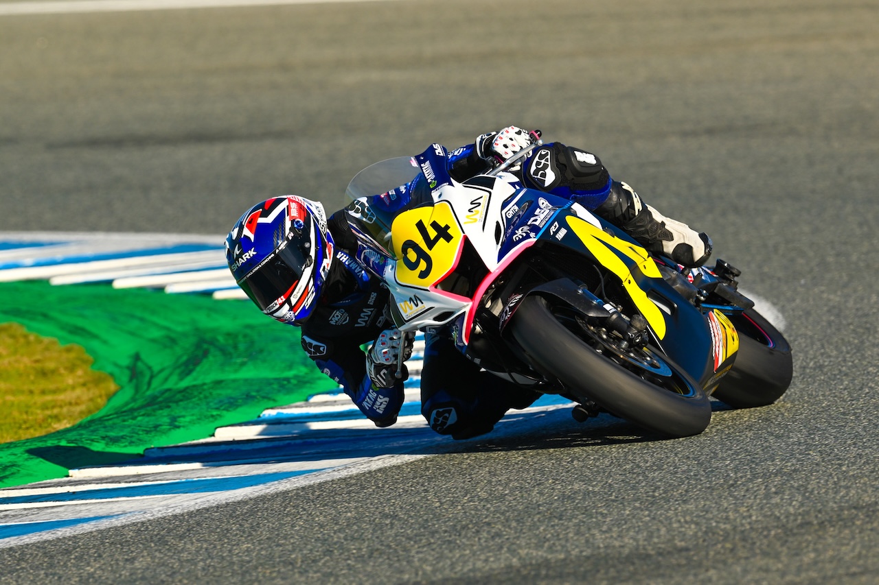 Lucie Boudesseul en piste à Jerez.
